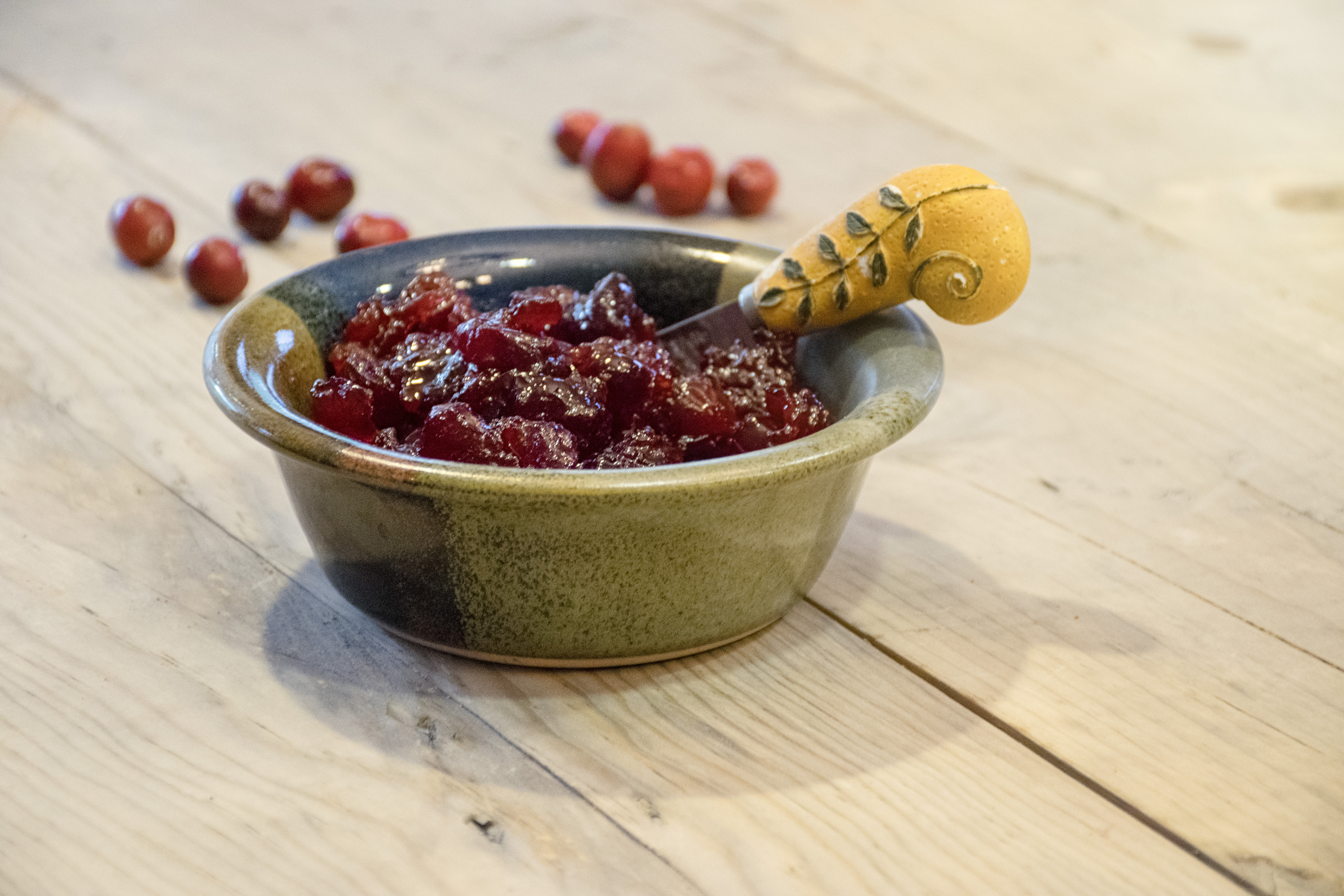 cranberry sauce with red wine and orange