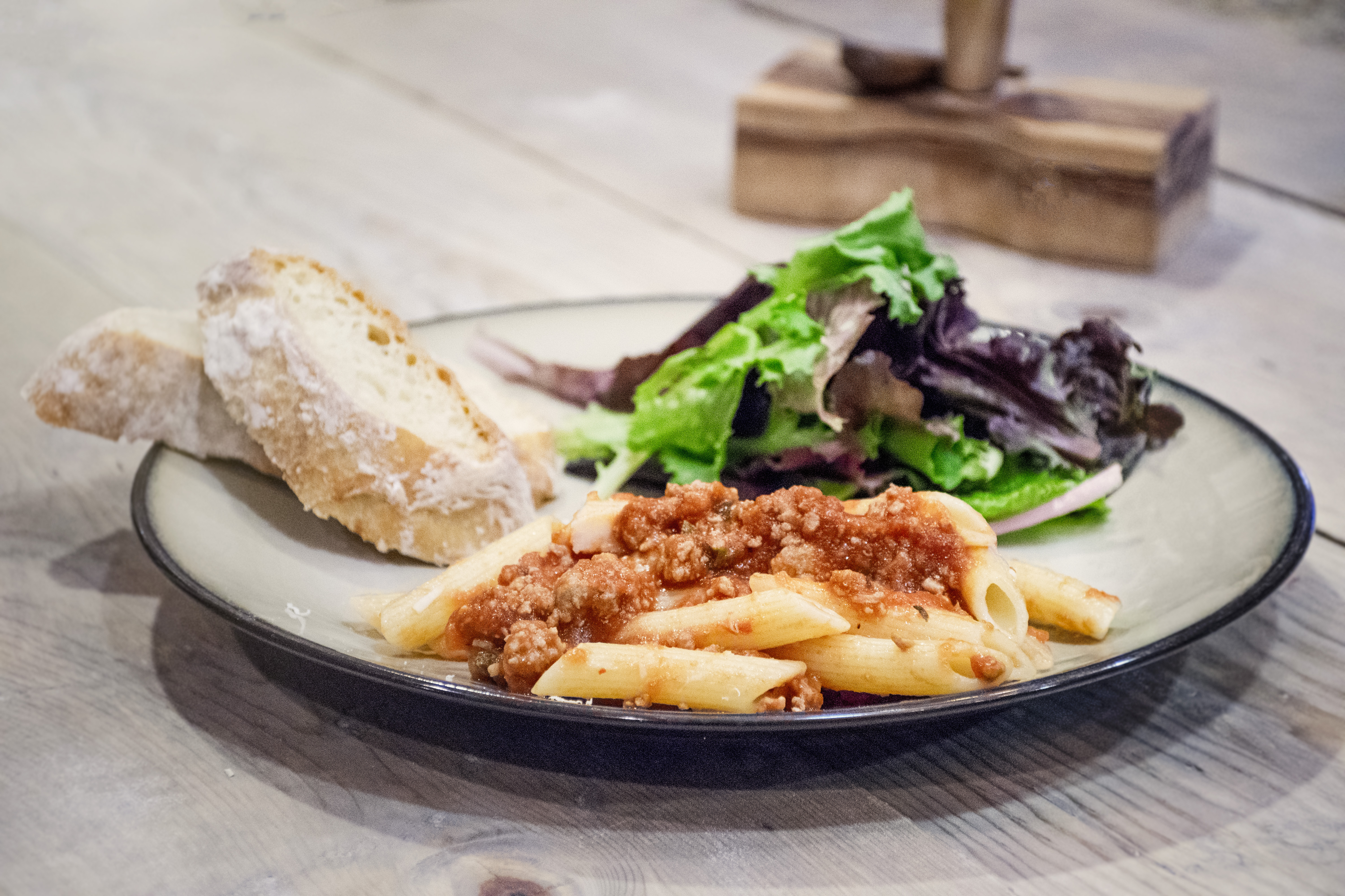pasta and meat sauce