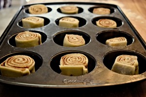 Cinnamon Rolls hhdsnaalfbbsbhsdahw   khdjsd  sjdakjfdn   adfkah